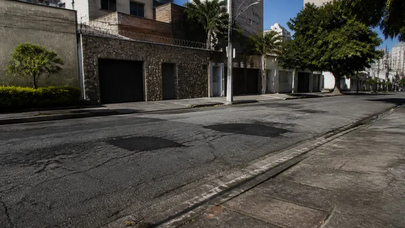 Acordo homologado destina R$ 300 milhões da Copasa para recuperar ruas de BH