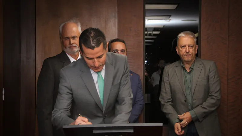 América assina acordo com MPMG e assume ações sociais na Arena Independência