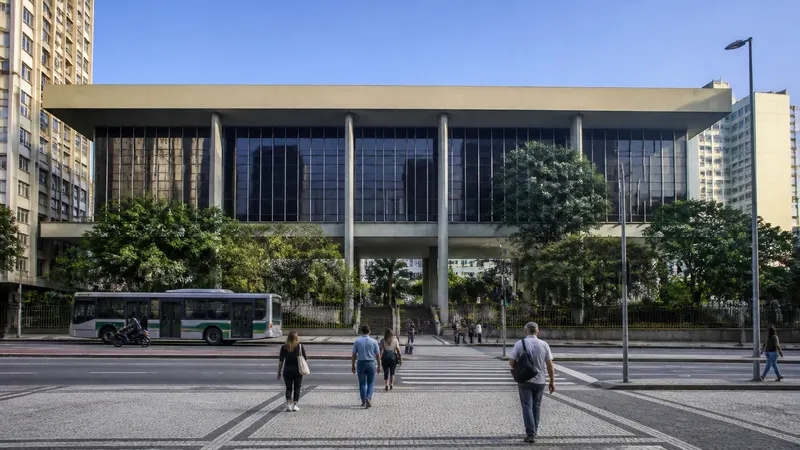 Ana Elisa e Nikolas Ferreira são eleitos; suplente assume vaga na Câmara de BH