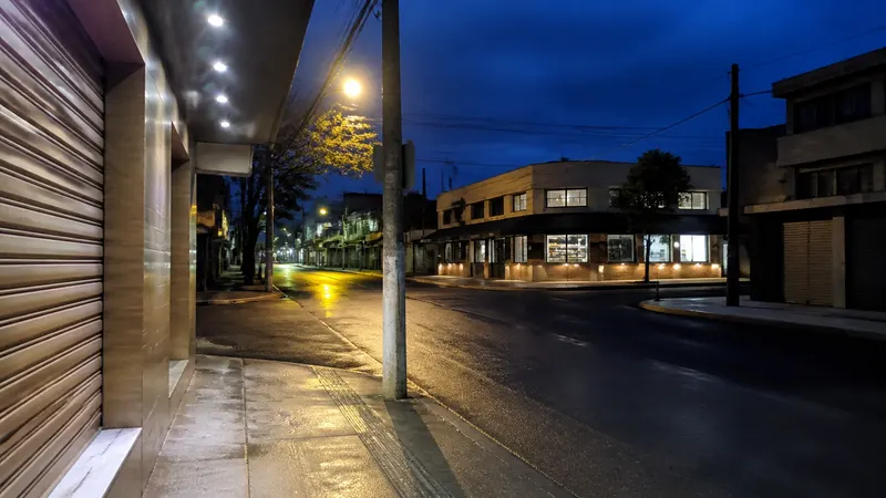Ataque a tiros em Betim deixa um morto e quatro feridos na noite de domingo