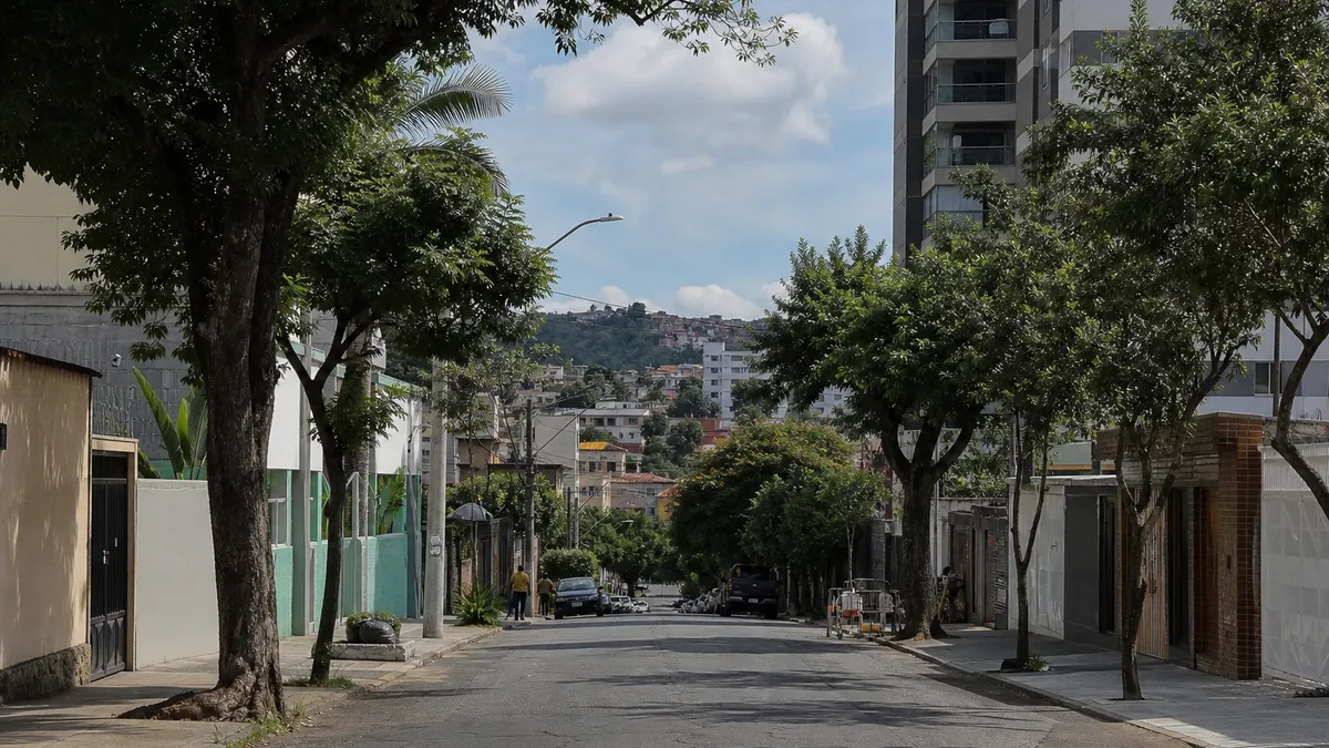 Imagem ilustrativa de uma rua de Castelo, Belo Horizonte