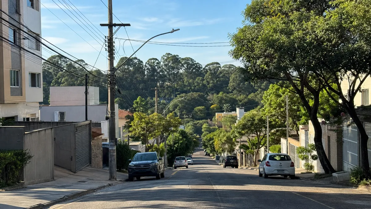 Imagem ilustrativa de uma rua de Santa Mônica, Belo Horizonte