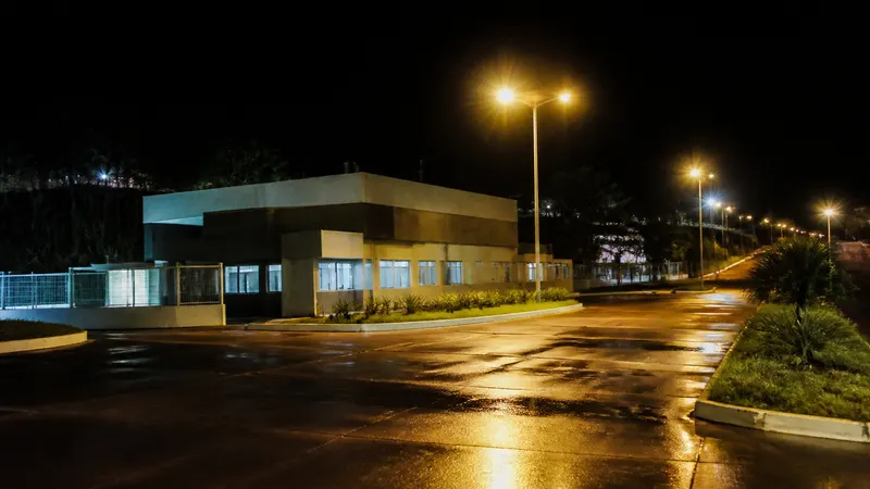 Bebê nasce em parto de emergência na BR-381, em Sabará