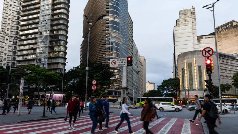 BHTrans mantém equipes 24h para semáforos afetados por falta de energia em BH