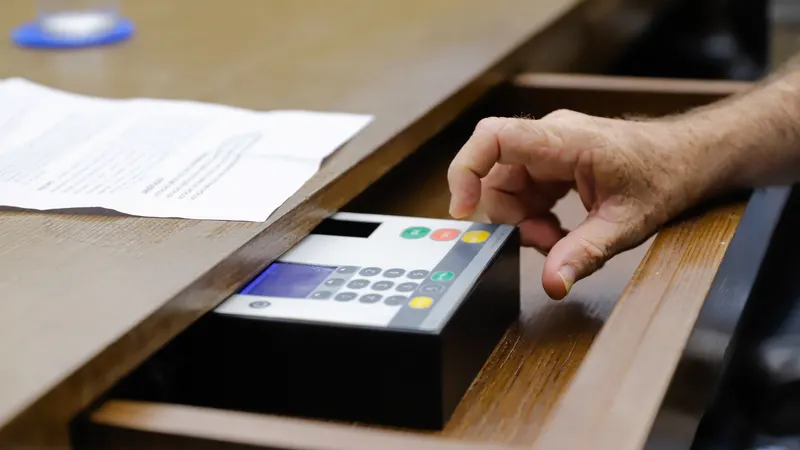 Câmara de BH vota veto parcial à lei de meia-entrada nesta quinta (1º)