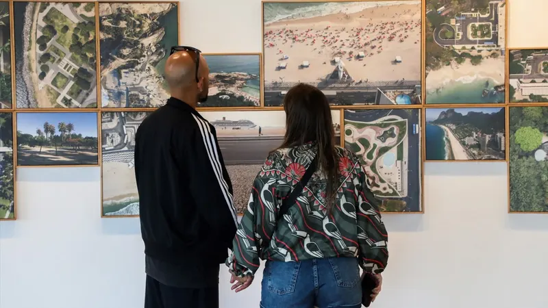 Casa do Baile lança catálogo e entra no último mês da exposição "Trans: paisagem