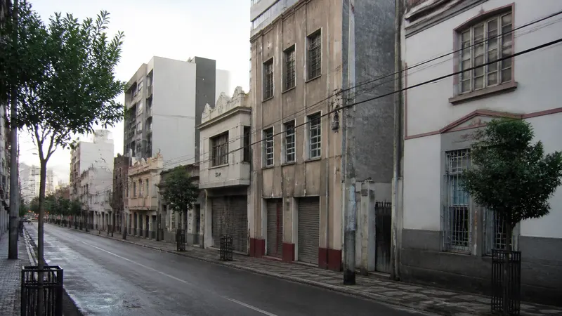 Corpo em decomposição é encontrado em prédio residencial no Centro de BH