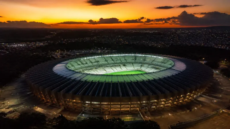 Cruzeiro vira sobre Grêmio por 4 a 2 e entra no G4 do Brasileirão