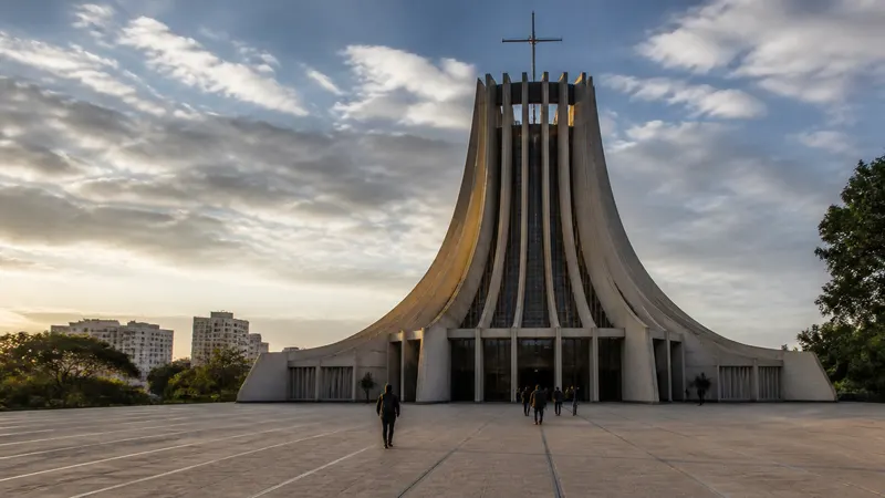 Dia de Nossa Senhora Aparecida tem missas e bênção para crianças em BH e região