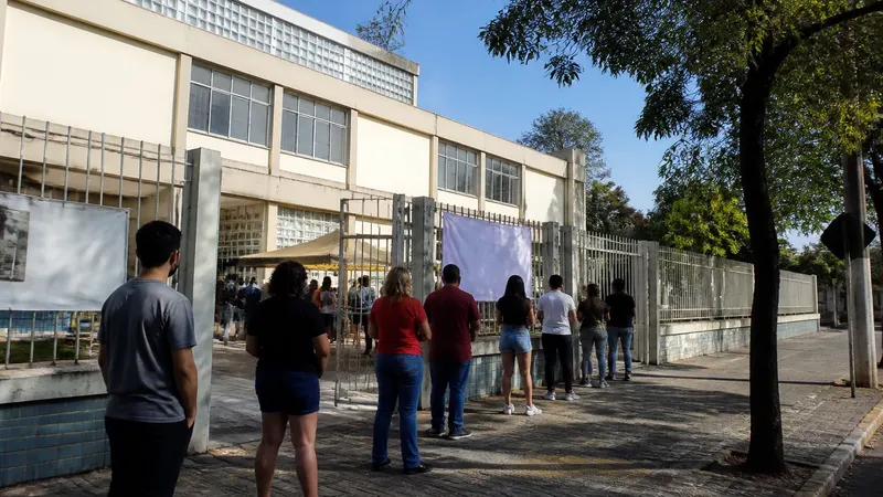 Eleições 2026: urnas abrem neste domingo (4/10) para escolha do presidente