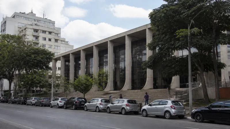 Falso advogado é preso após atuar em causa própria no TJMG
