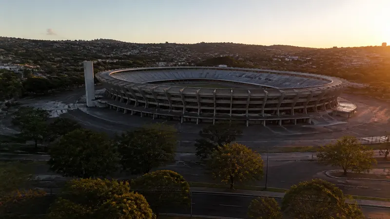 Governo de Minas anuncia R$ 32 milhões para Atlético, Cruzeiro e América