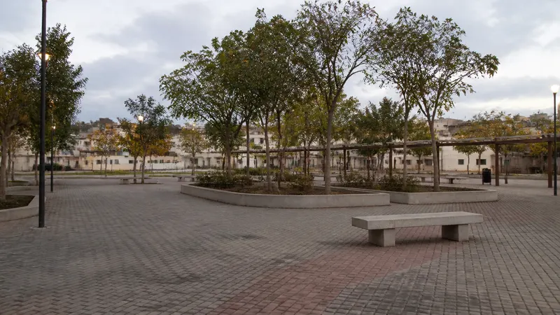 Homem é baleado enquanto lanchava em praça no bairro São Gabriel, em BH