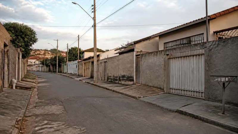 Homem é morto a facadas no bairro Mantiqueira; suspeito de 54 anos é preso