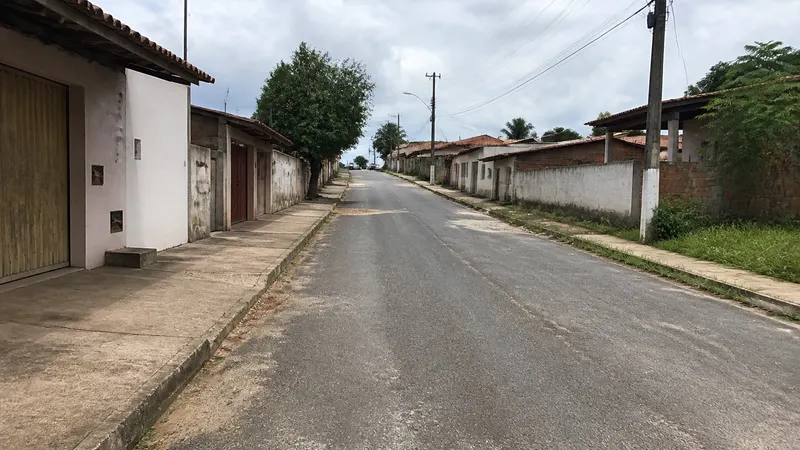 Homem é morto a tiros em Esmeraldas; cinco pessoas são presas