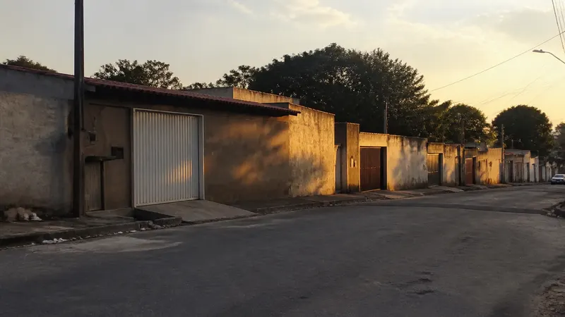 Jovem de 18 anos é presa suspeita de guardar drogas em casa em Contagem