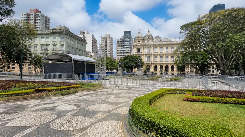 Lula e Patrus fazem caminhada na Savassi nesta sexta, a 2 dias da eleição