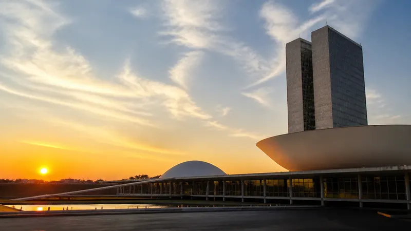 Marília Campos (PT) é eleita senadora por Minas Gerais