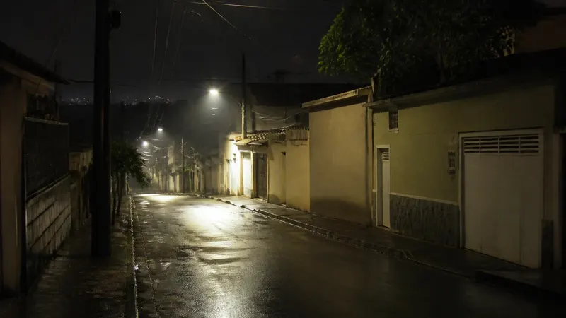 Motociclista de 24 anos é morto a tiros durante entrega no Nova Gameleira
