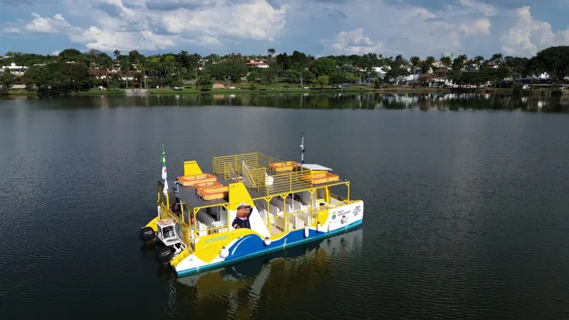 Navegação turística na Lagoa da Pampulha volta neste sábado (10) com o Capivarã