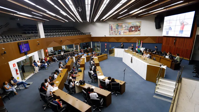 Parlamento Jovem encerra edição 2026 na Câmara de BH com tema sobre inclusão