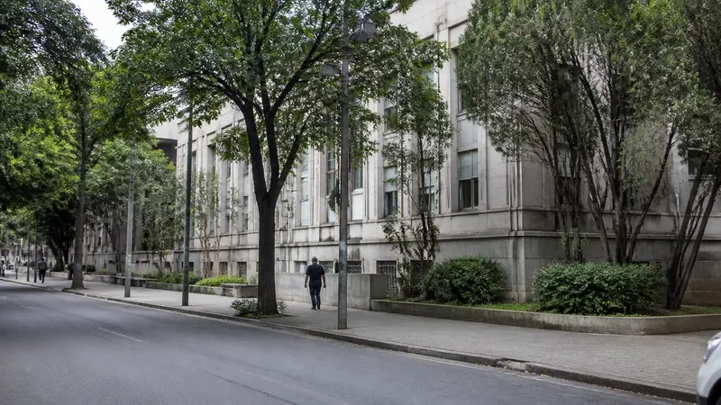 PBH sanciona reajuste de 4,11% para servidores municipais