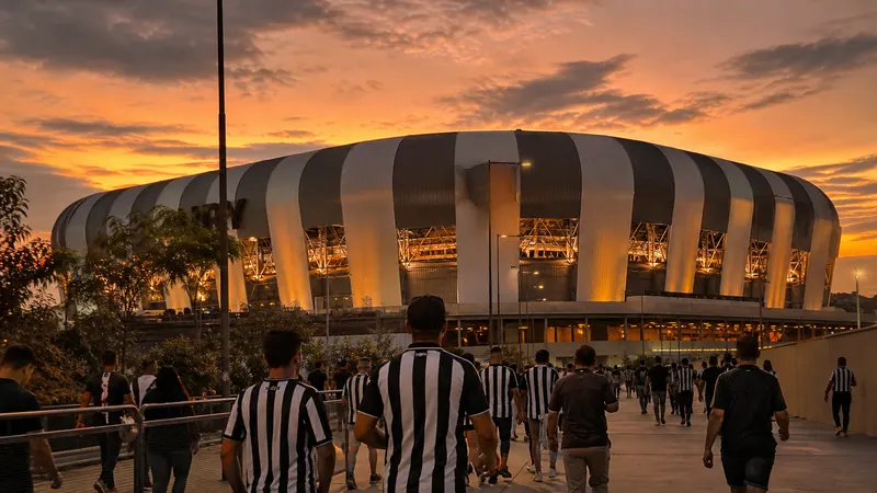TJMG e Instituto Galo levam crianças acolhidas a jogos na Arena MRV