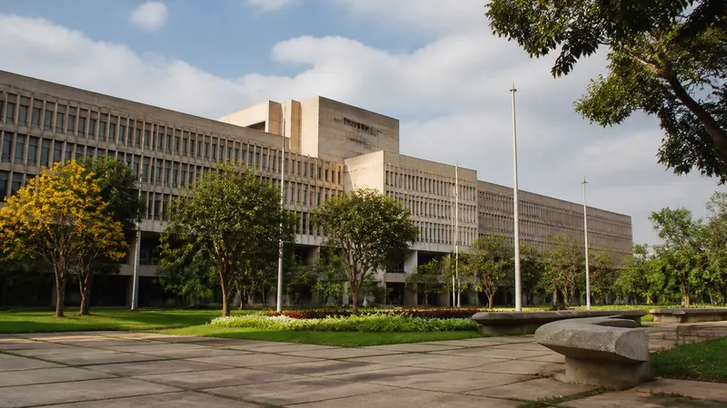 UFMG é a melhor universidade federal do país em ranking nacional