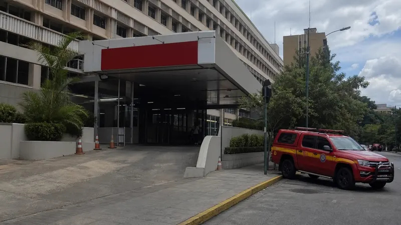 Vazamento de ácido no CTI pediátrico da Santa Casa mobiliza Bombeiros em BH