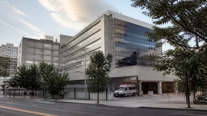 Vazamento de oxigênio no bloco cirúrgico do Hospital João XXIII é controlado