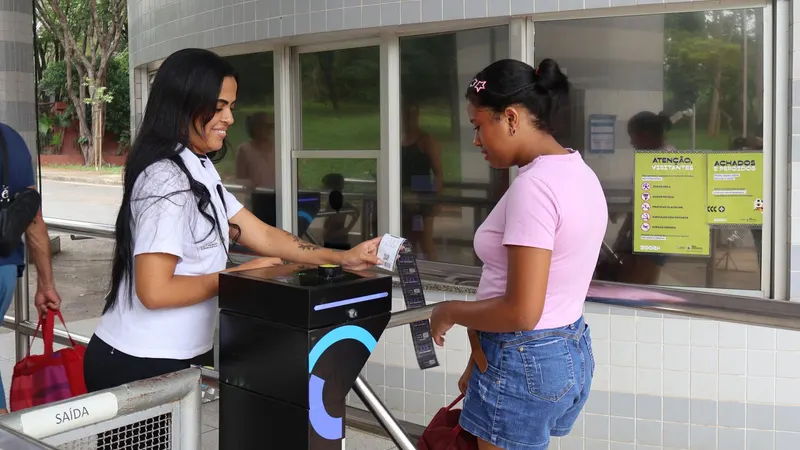 Zoo de BH passa a vender ingressos pela internet a partir desta segunda-feira